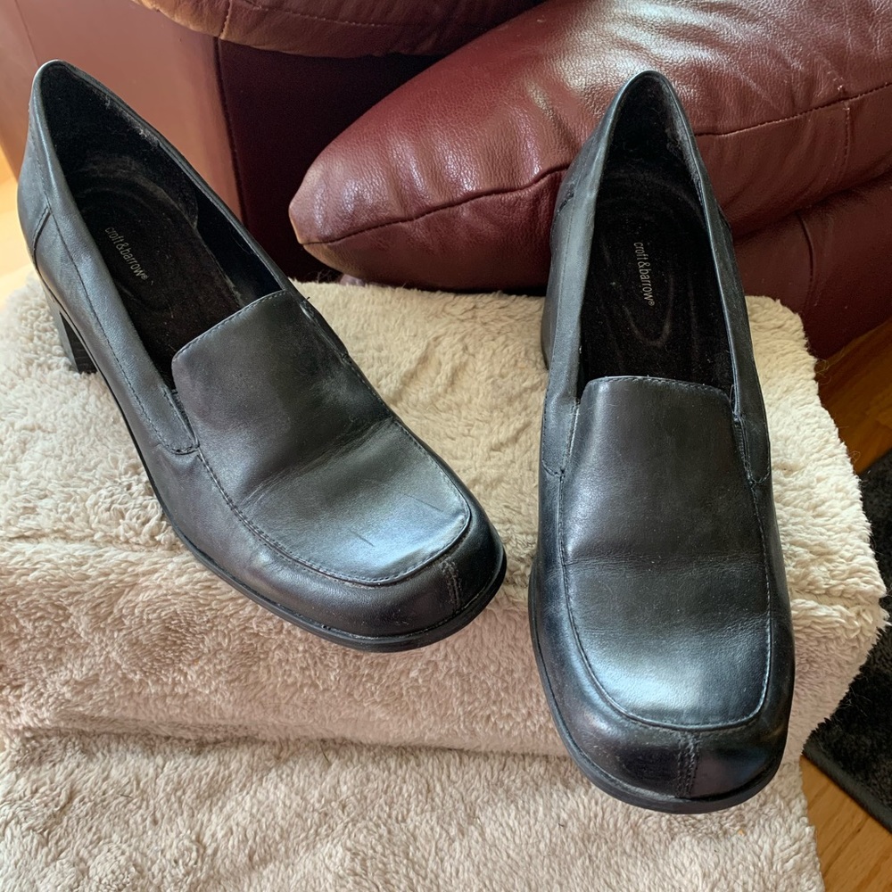 Women’s leather shoes 9 worn once